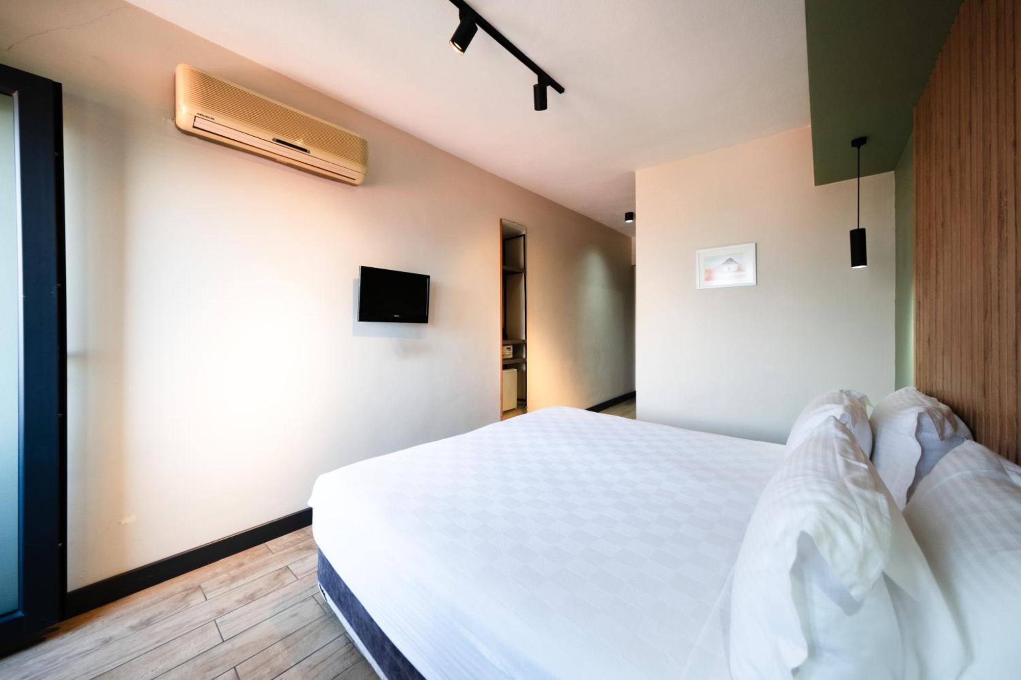 צ'נקלה Polek Hotel מראה חיצוני תמונה