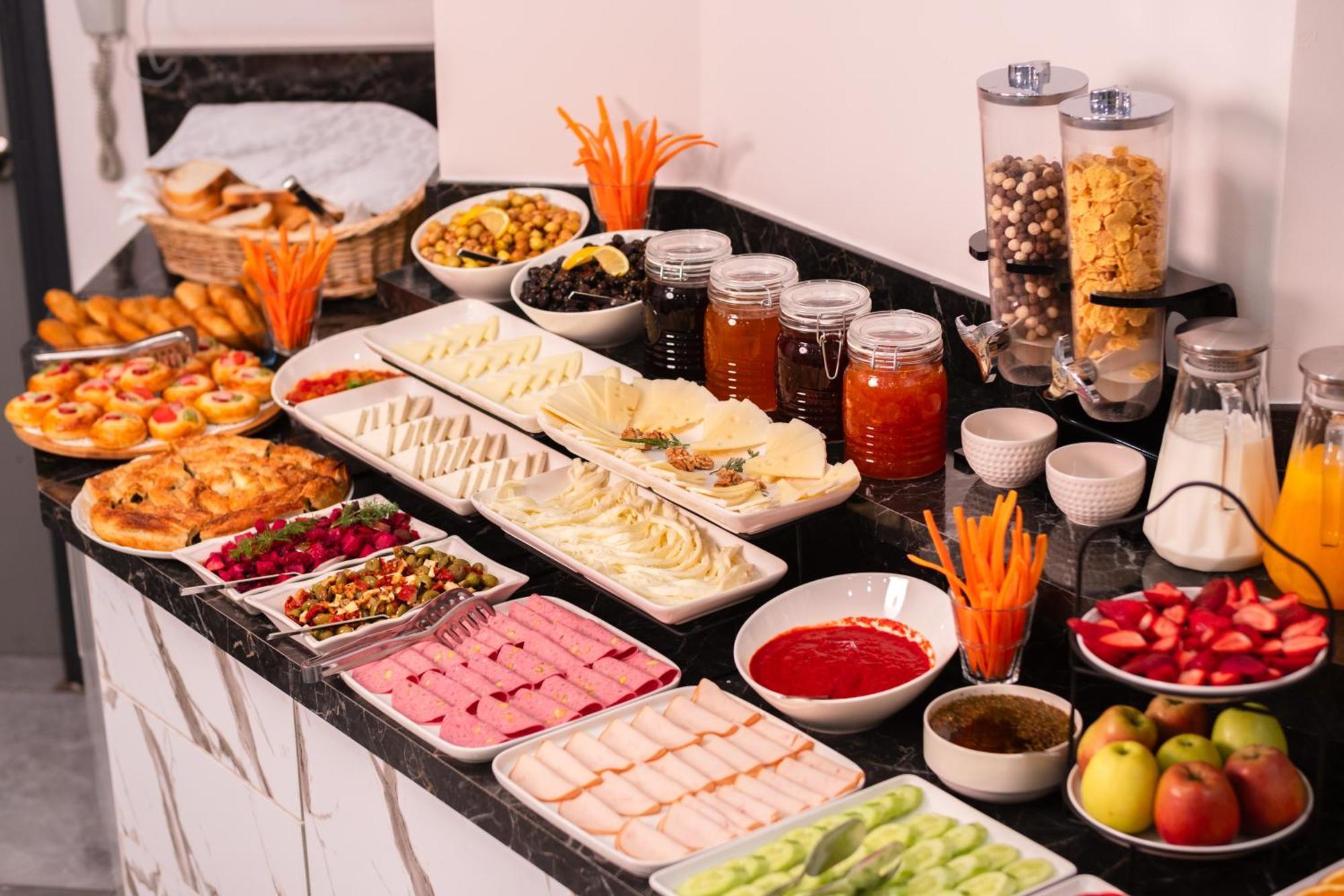 צ'נקלה Polek Hotel מראה חיצוני תמונה