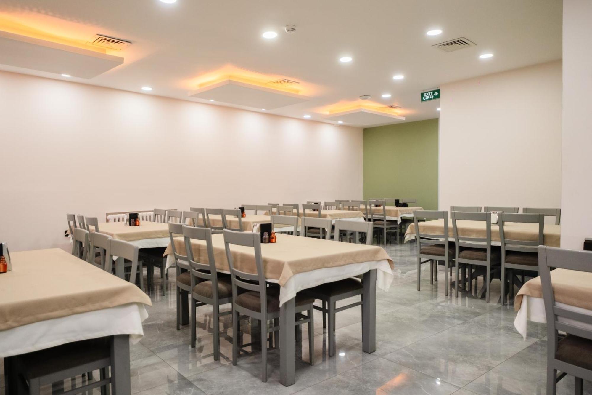צ'נקלה Polek Hotel מראה חיצוני תמונה