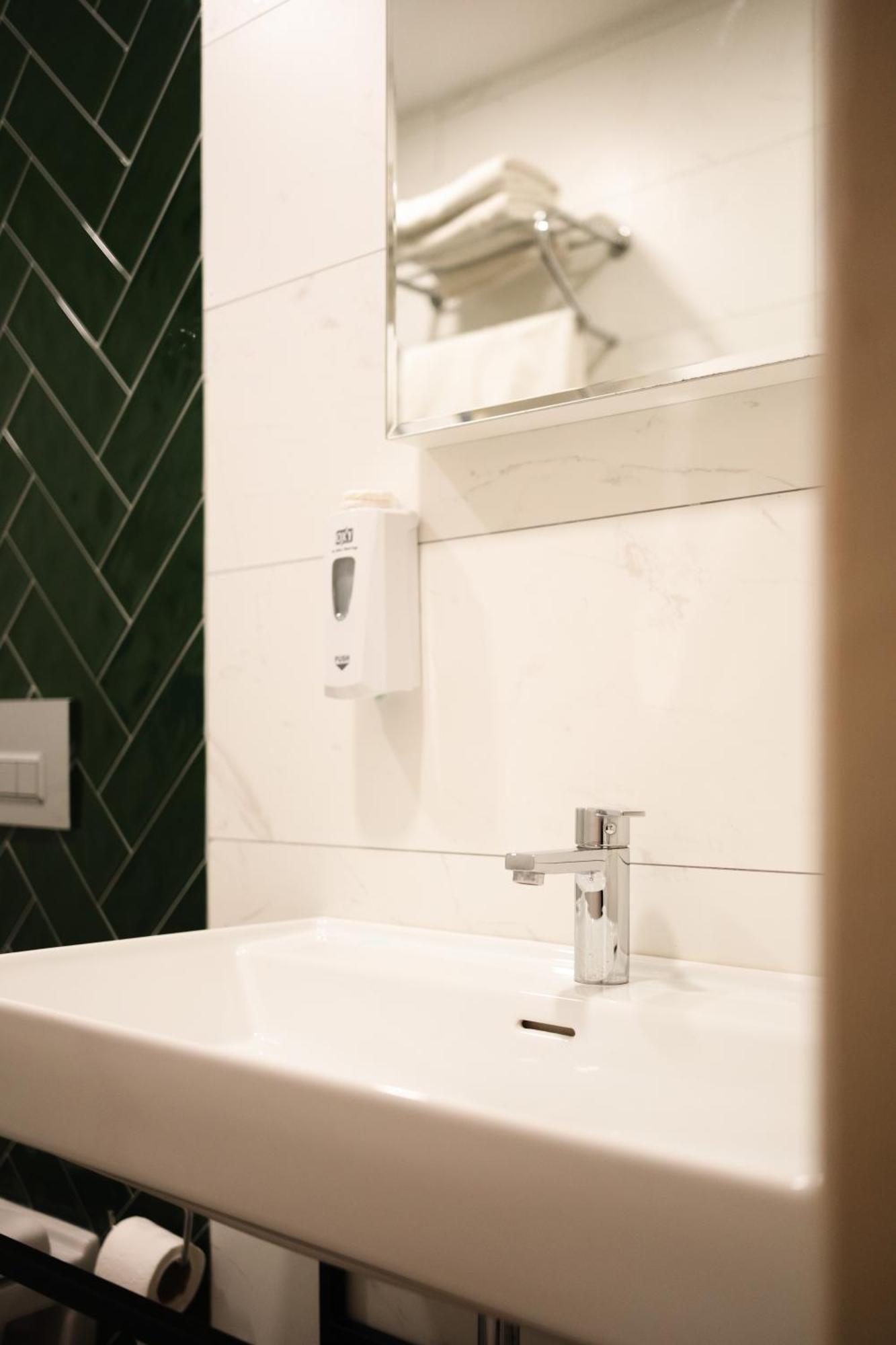 צ'נקלה Polek Hotel מראה חיצוני תמונה