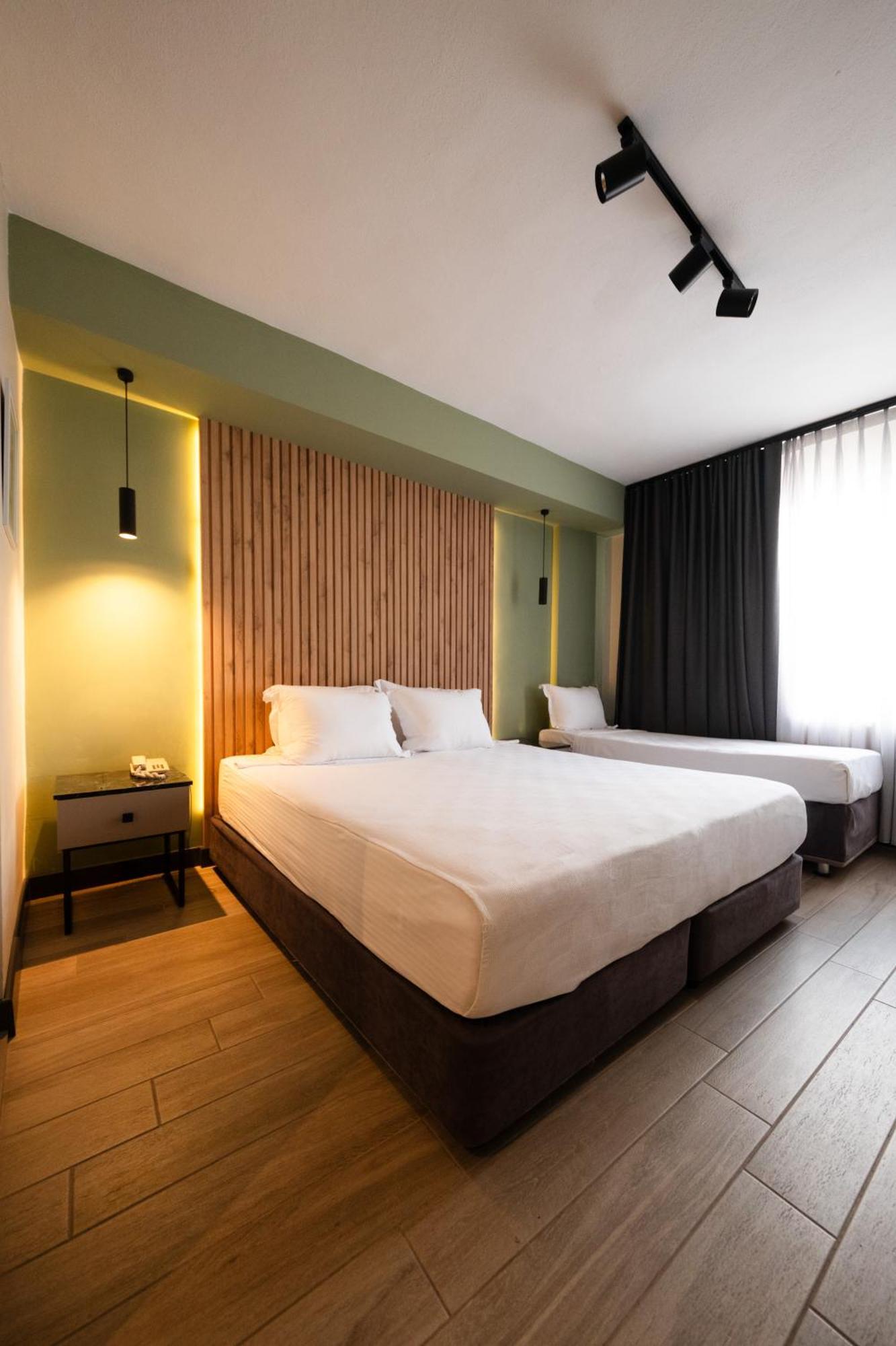 צ'נקלה Polek Hotel מראה חיצוני תמונה